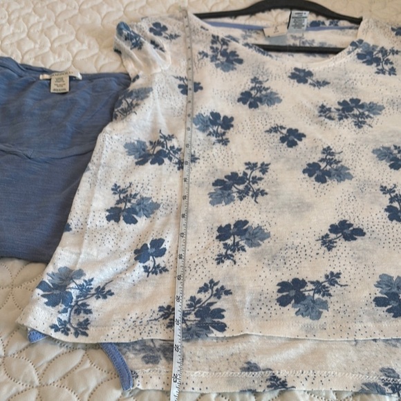 Joie Blue Floral Linen V-Neck Top and Bozzolo 100% Rayon V-Neck Top Bundle Sz L - Picture 9 of 15